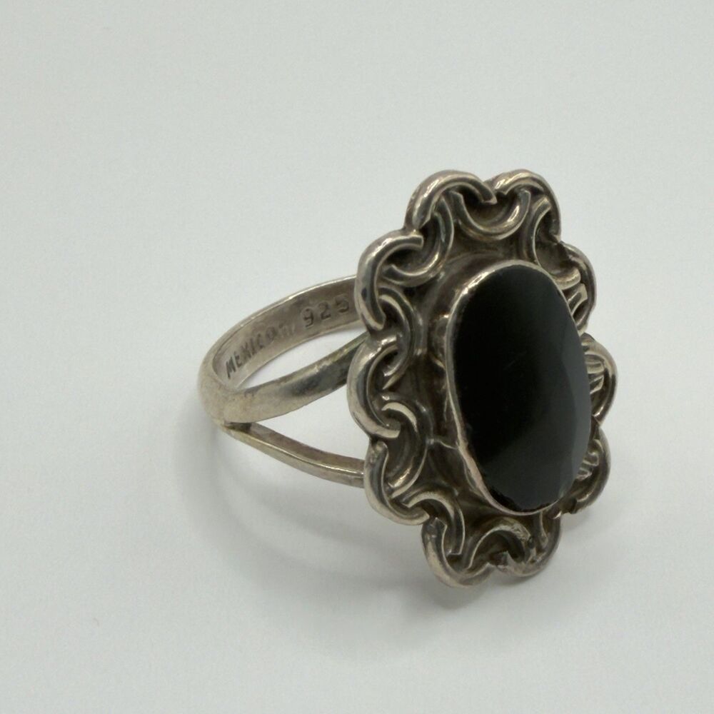 Vintage Sterling Silver Large Oval Black Onyx Cabochon Cocktail Ring 8 Mexico